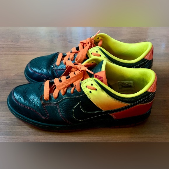 NIKE Men’s Dunk Low “Nyx” Sneakers Black/Yellow/Orange Size 12 - 2008 RARE - Picture 4 of 7